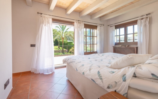 V-4023 Bendinat Wunderschöne mediterrane Villa mit 4 Schlafzimmern in Bendinat
