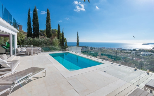 V-1424 Moderne Villa mit fantastischem Panoramablick auf das Meer in Costa den Blanes