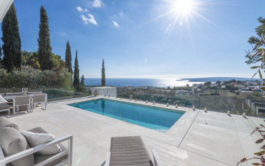 V-1424 Moderne Villa mit fantastischem Panoramablick auf das Meer in Costa den Blanes