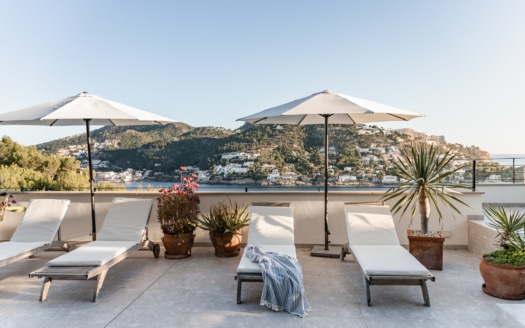 V-4411-96 Villa mit viel Potenzial, Pool, fantastischem Meer- und Hafenblick im Süden von Andratx 4