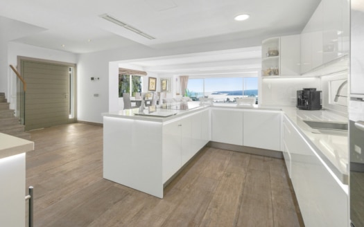 V-1424 Moderne Villa mit fantastischem Panoramablick auf das Meer in Costa den Blanes