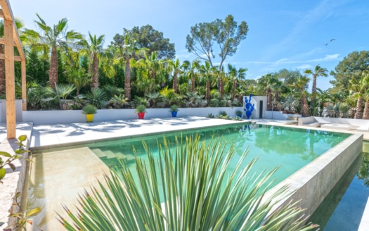 V-4542 Beeindruckende Designer-Villa mit Swimmingpool und viel Potenzial in ruhiger Gegend von Nova Santa Ponça