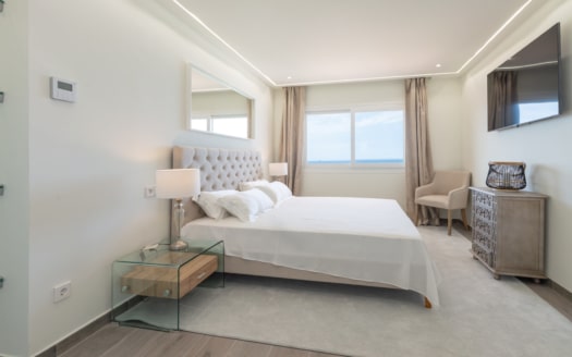 A-4702 Kernsaniertes Apartment mit herrlichem Meerblick  in unmittelbarer Nähe zum Strand von Cala Mayor - Palma