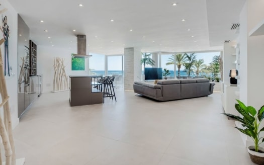 A-4691 Renoviertes Luxus Apartment in 1. Meereslinie mit  fantastischem Rundum Ausblick  23