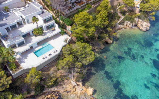V-3430 Luxuriöse Villa in erster Meereslinie von Cala Vinyas mit Blick auf Sa Porrassa 3