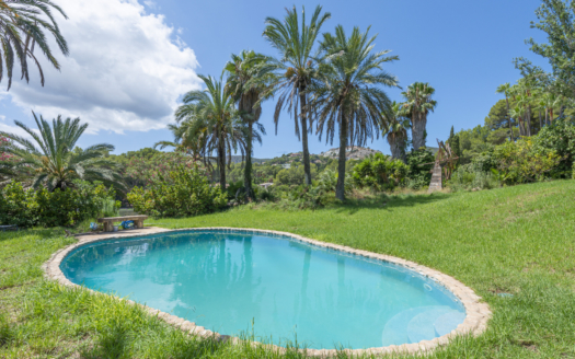 V-4764 Beeindruckendes Anwesen in Son Vida mit großem Garten und Pool, direkt gegenüber dem Golfplatz 22