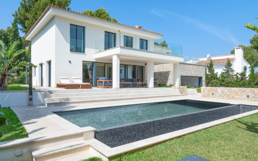 V-4675 EXKLUSIV! Moderne Luxus Villa mit Teil-Meerblick und mediterranem Flair in Nova Santa Ponsa