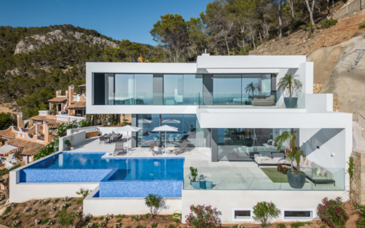 ERSTBEZUG! Neubau hoch über Cala Llamp - Atemberaubende moderne Villa mit fantastischem Meerblick (32)