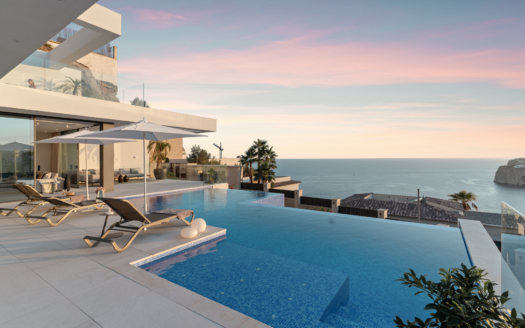 ERSTBEZUG! Neubau hoch über Cala Llamp - Atemberaubende moderne Villa mit fantastischem Meerblick (20)