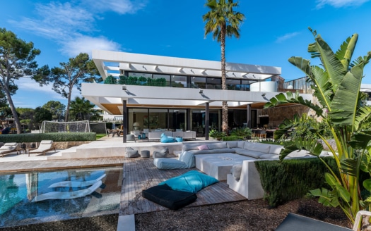 5023 Spektakuläre, moderne Designer Villa in Nova Santa Ponsa direkt am Golfplatz