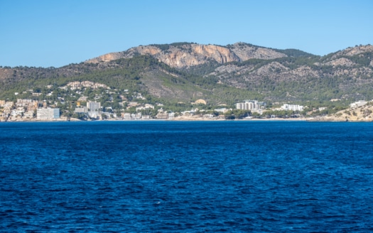 5038-120 Saniertes Duplex-Apartment in Santa Ponsa mit traumhaftem Blick auf das Meer und den Hafen 1