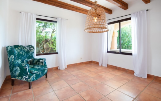 5026 Großzügiges Erdgeschoss Apartment in Santa Ponsa, mit privatem Garten in der exklusiven Anlage Forat 19 - 21