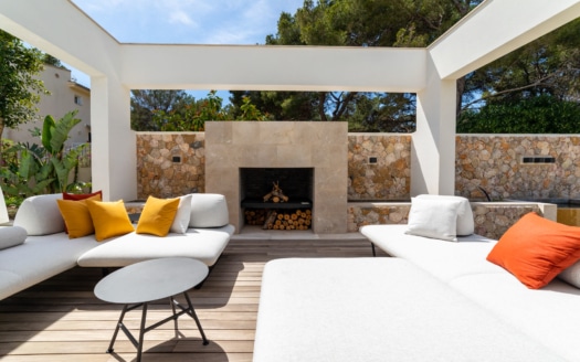5036 Luxuriöse Designer Villa in Santa Ponsa mit herrlichem Garten, Pool und nah zum Strand 5