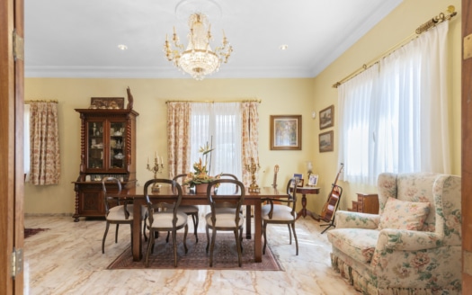 5037 Imposante, mediterrane Villa in Cas Catala, in ruhiger Lage mit großem Pool und Teil-Meerblick 10