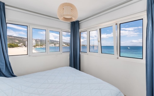 4988 Renoviertes Apartment in Palmanova, in erster Meereslinie mit traumhaftem Meer- und Strandblick 15