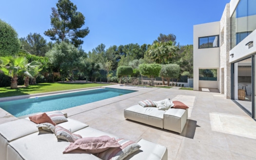 V-4135 NEUBAU! Ruhig gelegene Traum-Villa in Nova Santa Ponça mit Pool, Garten und Privatsphäre 20
