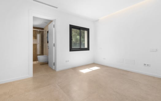 V-4135 NEUBAU! Ruhig gelegene Traum-Villa in Nova Santa Ponça mit Pool, Garten und Privatsphäre 7