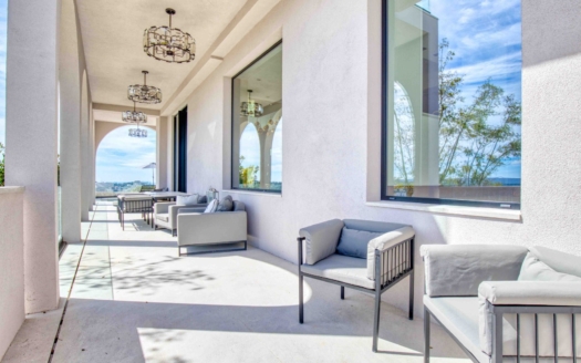 V-4571 Neuwertige Designer Villa mit unbezahlbarem Meer- und Hafenblick & beheizbarem Pool in Santa Ponsa 8