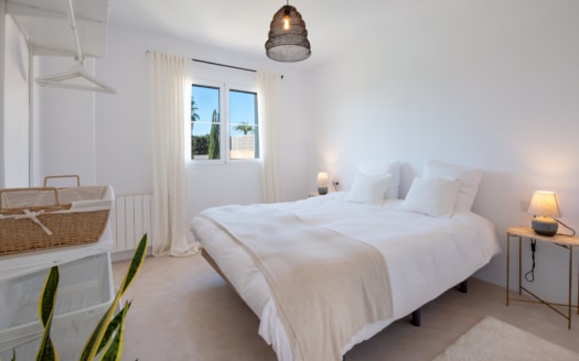 5019 Traumhaft mediterrane Villa in Nova Santa Ponsa mit großem Garten, Pool & Gäste-Apartment 12