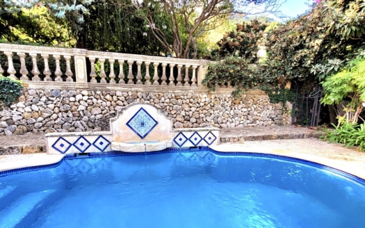 4877 Impressive historic villa in Sóller with tourist license,  large garden and
