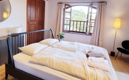 4877 Impressive historic villa in Sóller with tourist license,  large garden and