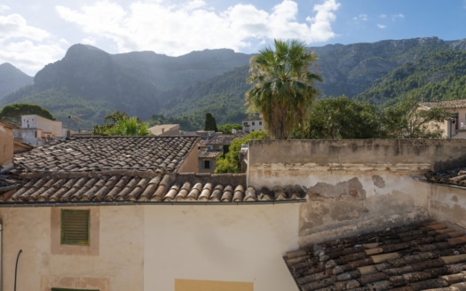 IP-4747 INVESTMENT! Historisches Herrenhaus im Zentrum von Soller mit viel Geschichte und Potenzial 11