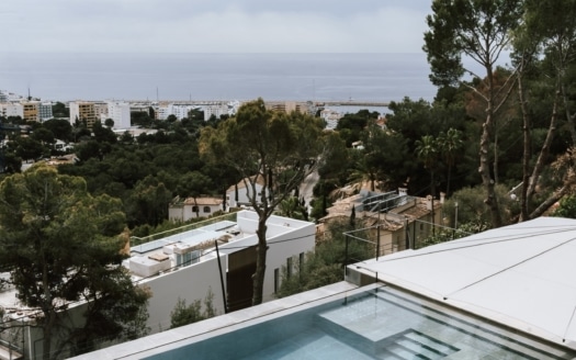 V-4715 Villa in Costa den Blanes mit elegantem, klaren Design und fantastischem