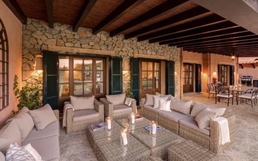 F-842 Imposante Finca in Calvia mit Gästehaus, Pool, Pferdekoppel und Privatsphäre