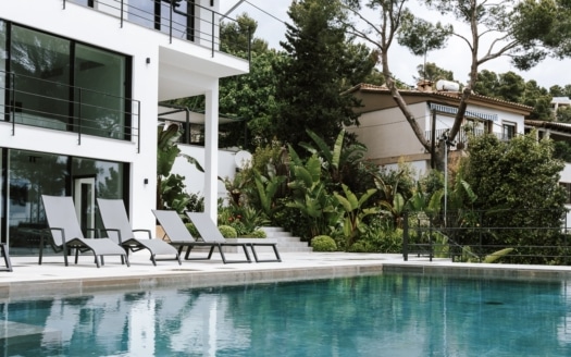 V-4715 Villa in Costa den Blanes mit elegantem, klaren Design und fantastischem