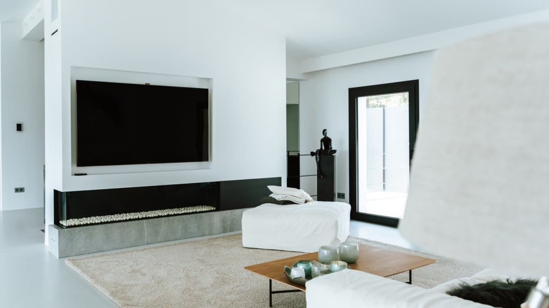 V-4715 Villa in Costa den Blanes mit elegantem, klaren Design und fantastischem Meerblick