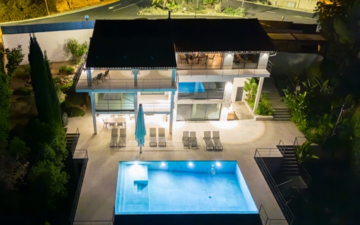 V-4715 Villa in Costa den Blanes mit elegantem, klaren Design und fantastischem Meerblick