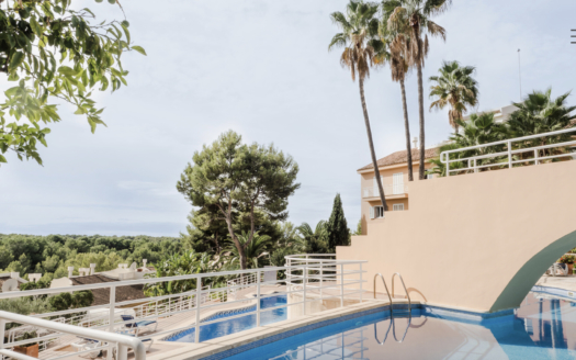 A-4316-96 Erdgeschoss-Apartment in Cas Català mit privatem Garten in der exklusiver Anlage