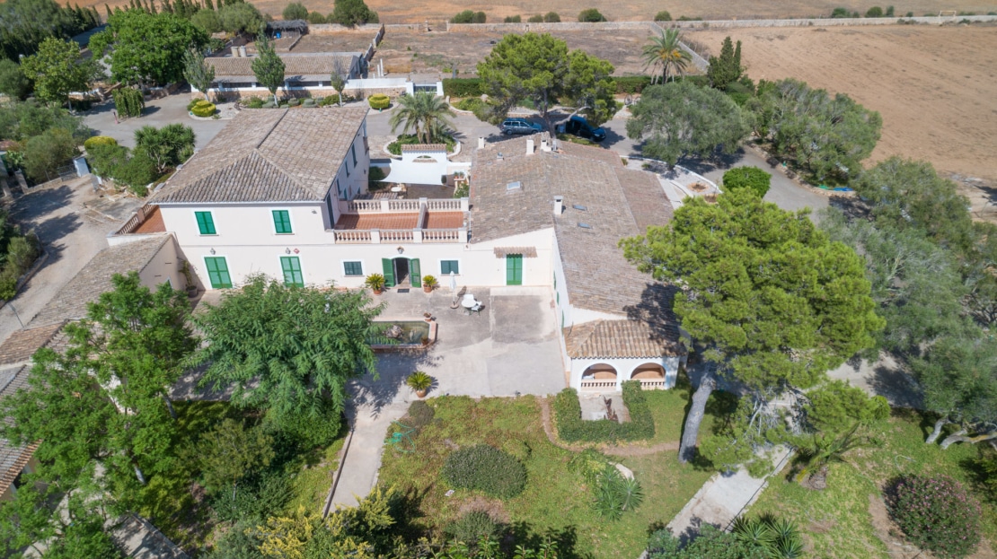F-3073 Grosszügige Finca-Anwesen in Llucmajor auch für Pferdeliebhaber