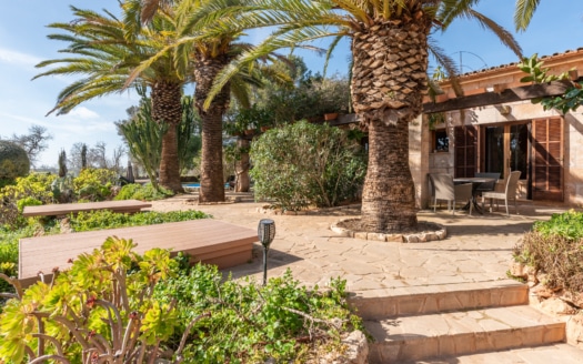 5208 Naturstein-Finca in Campos mit Weingut und einzigartigem Charme