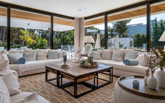 5023 Spektakuläre, moderne Designer Villa in Nova Santa Ponsa direkt am Golfplatz