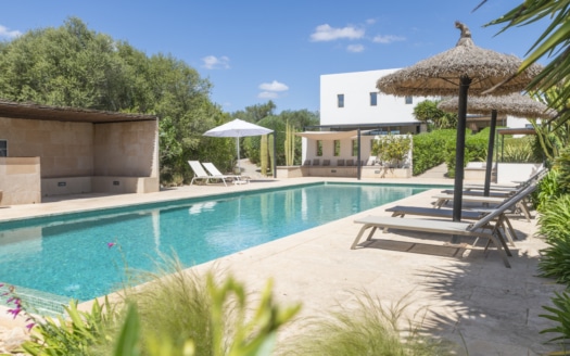 5012 Moderne Finca in Ses Salines mit lukrativer Ferienvermietungslizenz und hoher Rendite