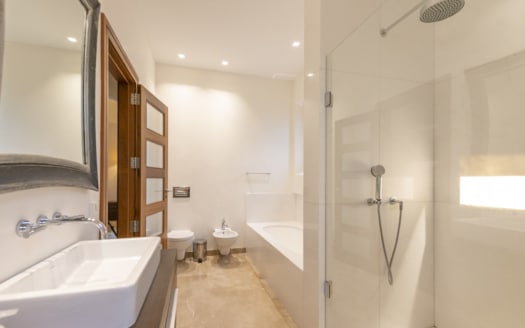 F-4701 Außergewöhnliche Finca in Manacor mit Infinity Pool & Panoramablick über Tal, Berge bis zum Meer
