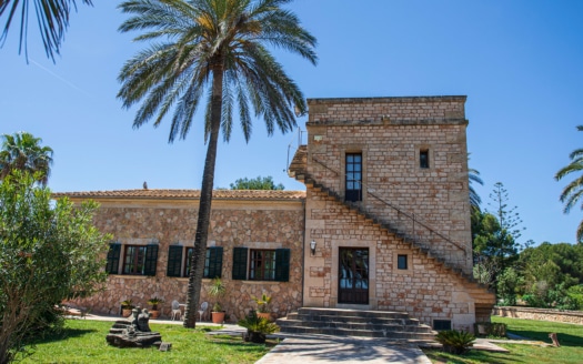 F-3954 Mediterrane Finca bei Ses Salines mit großem Pool und viel Charme