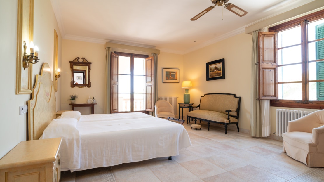 F-3073 Grosszügige Finca-Anwesen in Llucmajor auch für Pferdeliebhaber