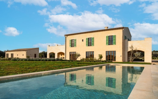 F-4629 Außerordentliche Finca in Campos mit eigenem Weinberg, Gästehaus und Fernblick 24