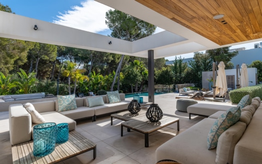 5023 Spektakuläre, moderne Designer Villa in Nova Santa Ponsa direkt am Golfplatz