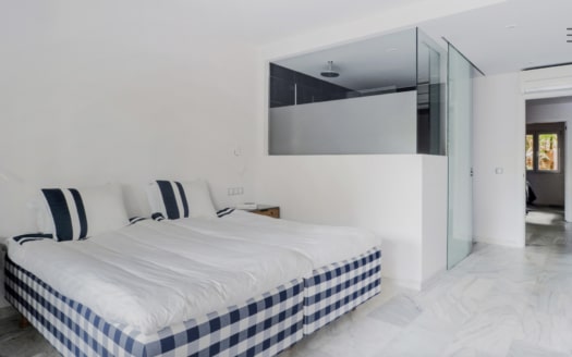 A-4316-96 Erdgeschoss-Apartment in Cas Català mit privatem Garten in der exklusiver Anlage
