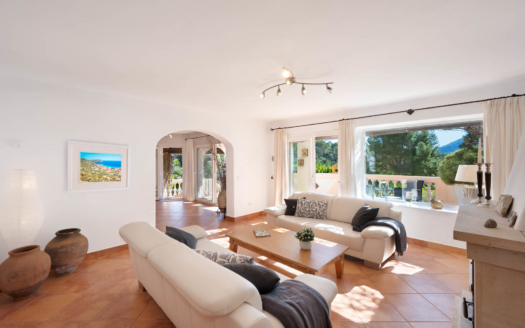 5227-66 Einzigartige Villa in Port Andratx mit Teilmeerblick 19