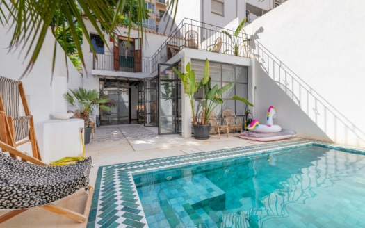 D-3998 Stylisches Stadthaus in Santa Catalina mit privatem Pool und viel Charakter, nah zum Meer