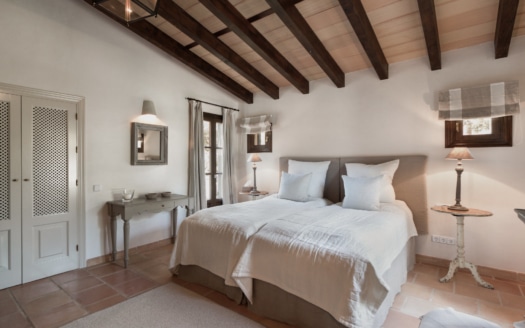 F-842 Imposante Finca in Calvia mit Gästehaus, Pool, Pferdekoppel und Privatsphäre