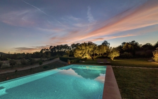 F-842 Imposante Finca in Calvia mit Gästehaus, Pool, Pferdekoppel und Privatsphäre