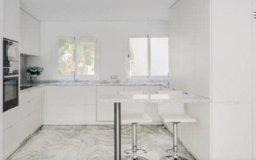 A-4316-96 Erdgeschoss-Apartment in Cas Català mit privatem Garten in der exklusiver Anlage
