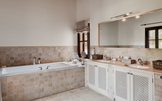 F-842 Imposante Finca in Calvia mit Gästehaus, Pool, Pferdekoppel und Privatsphäre