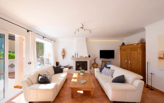 5227-66 Einzigartige Villa in Port Andratx mit Teilmeerblick 10