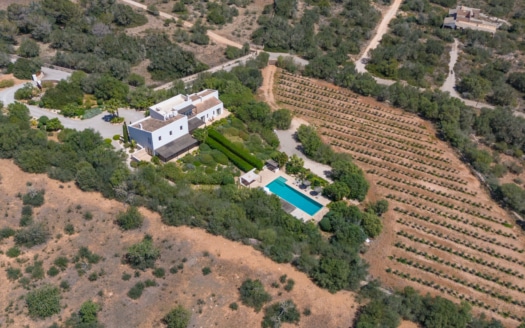 5012 Moderne Finca in Ses Salines mit lukrativer Ferienvermietungslizenz und hoher Rendite